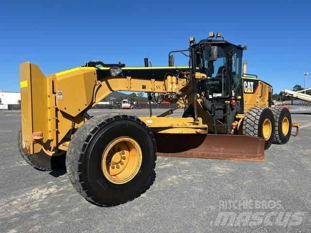 CAT 14M Грейдери