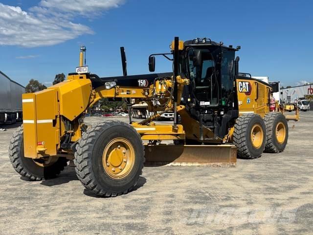 CAT 150 Грейдери