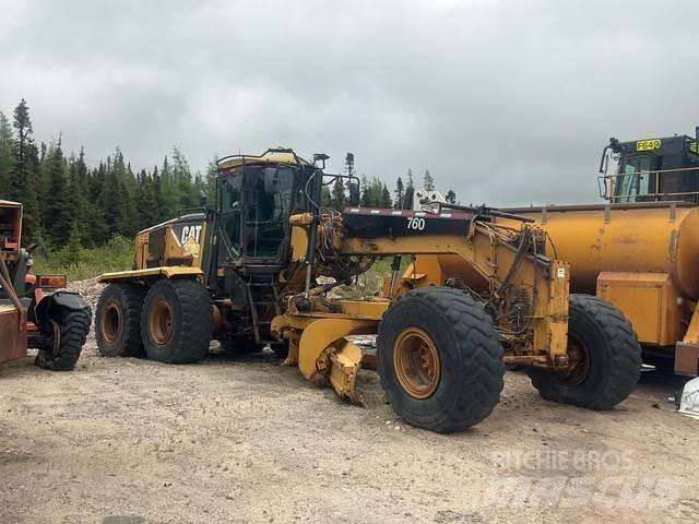 CAT 16M Грейдери