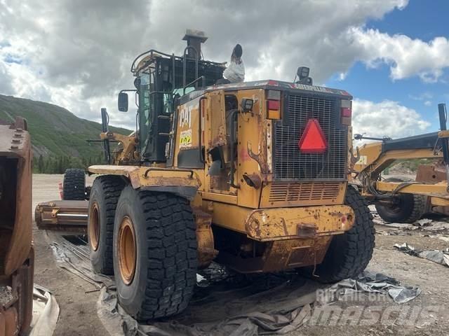 CAT 16M Грейдери