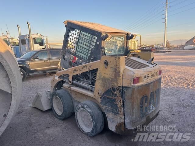 CAT 216B Міні-навантажувачі