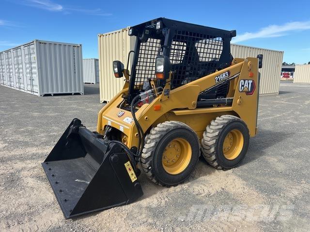 CAT 216B3 Міні-навантажувачі