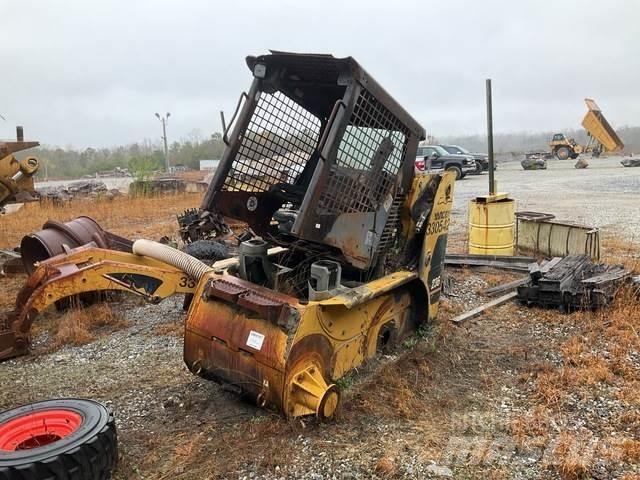 CAT 236 Міні-навантажувачі