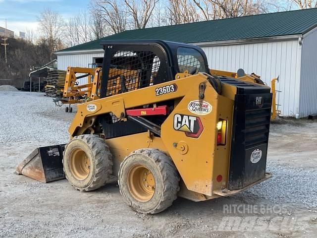 CAT 236D3 Міні-навантажувачі