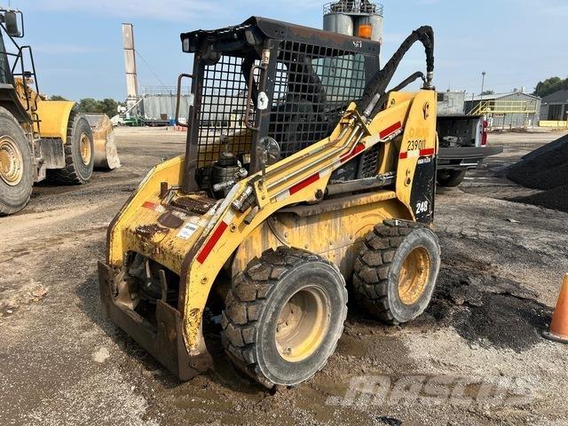 CAT 248 Міні-навантажувачі