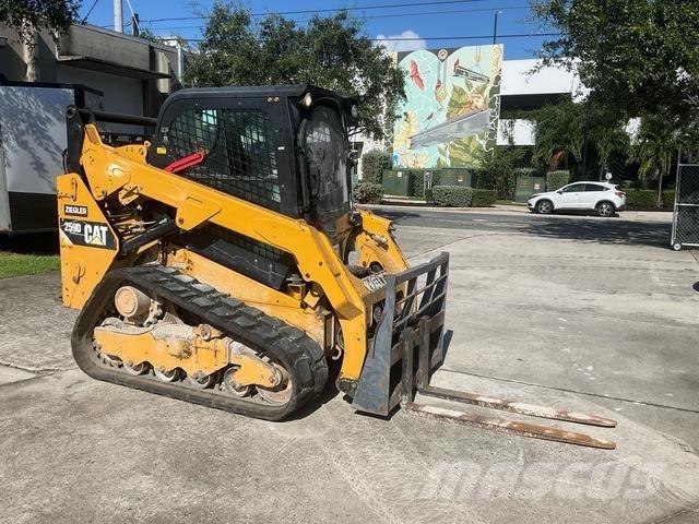CAT 259D Міні-навантажувачі