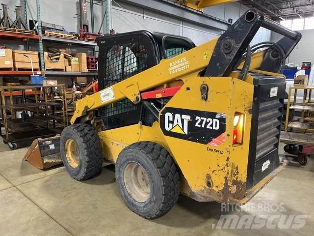 CAT 272D Міні-навантажувачі