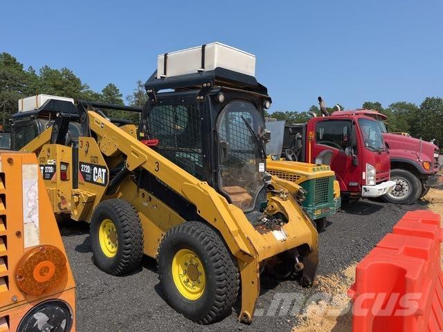 CAT 272D2XHP Міні-навантажувачі