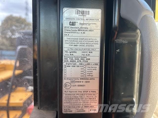 CAT 320 Гусеничні екскаватори