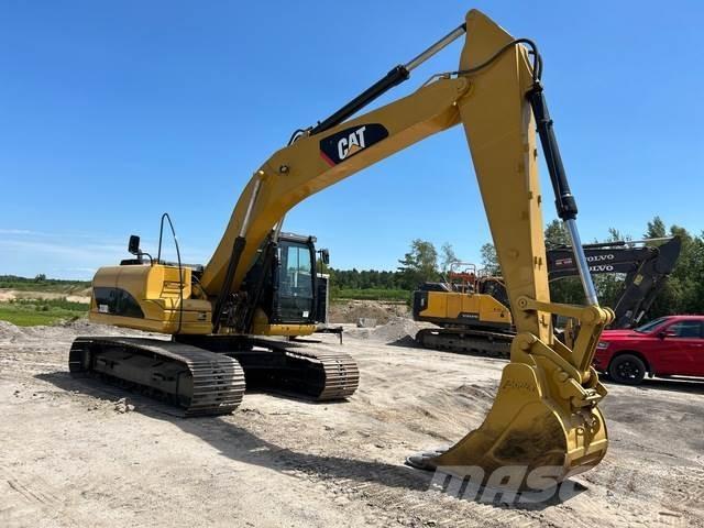 CAT 320 DL Гусеничні екскаватори