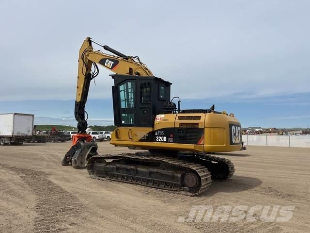 CAT 320DFM Дровоколи, рубальні машини, дробарки