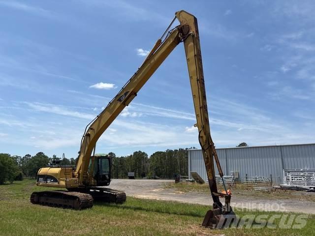 CAT 322CL Гусеничні екскаватори