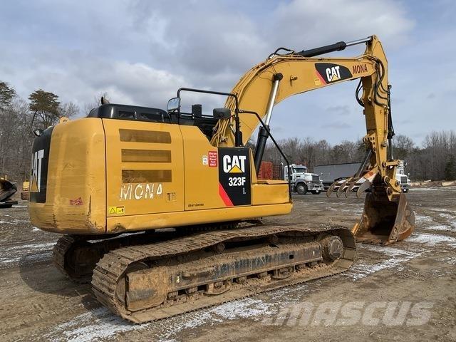 CAT 323F Гусеничні екскаватори