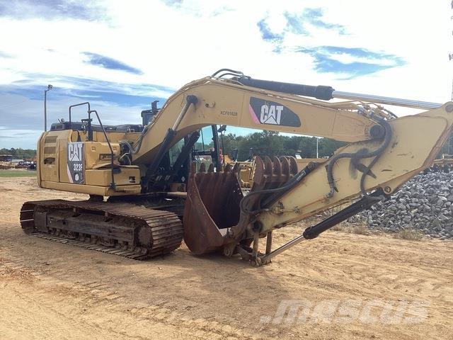 CAT 323FL Гусеничні екскаватори