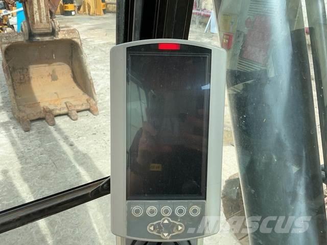 CAT 324E Гусеничні екскаватори