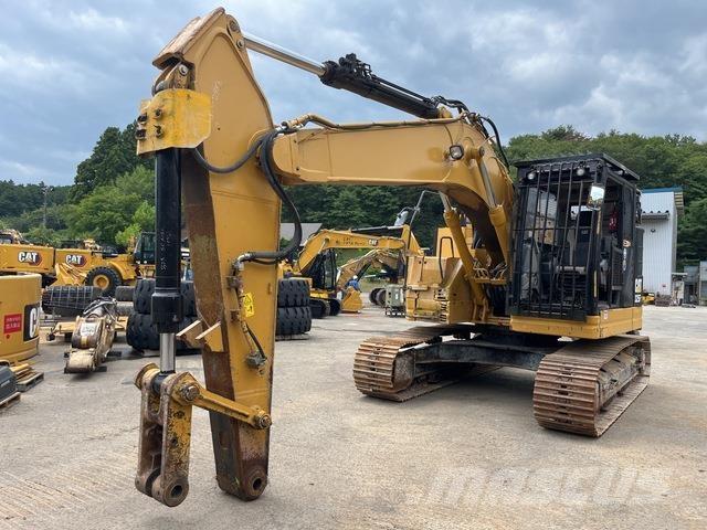 CAT 325F L Гусеничні екскаватори