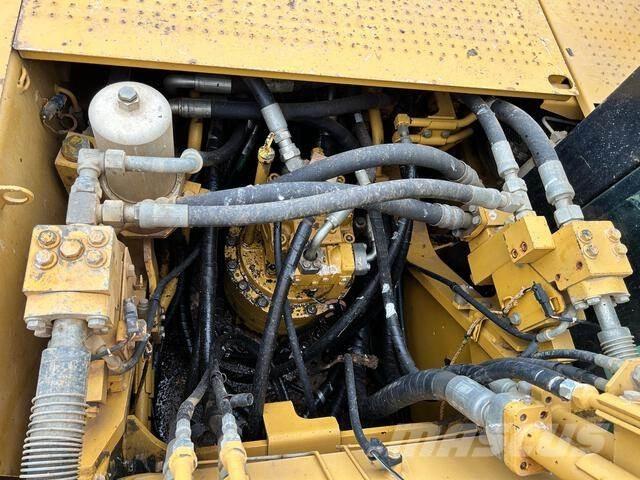 CAT 329DL Гусеничні екскаватори