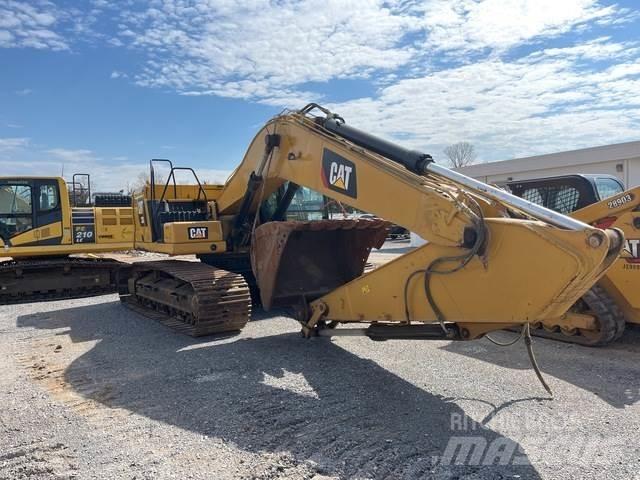 CAT 330 Гусеничні екскаватори