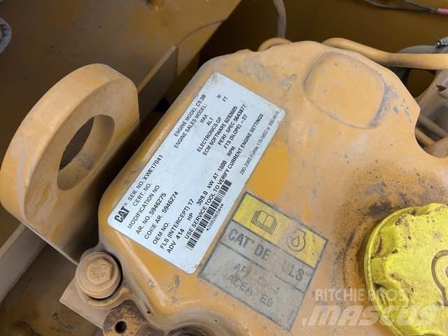 CAT 350 Гусеничні екскаватори