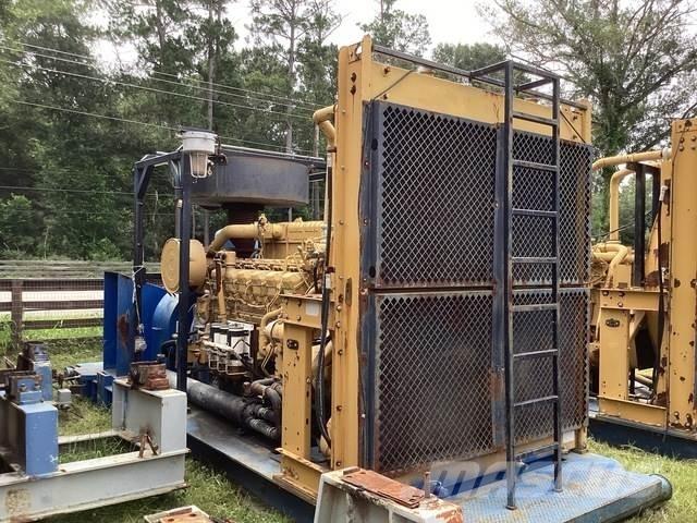 CAT 3512C Двигуни