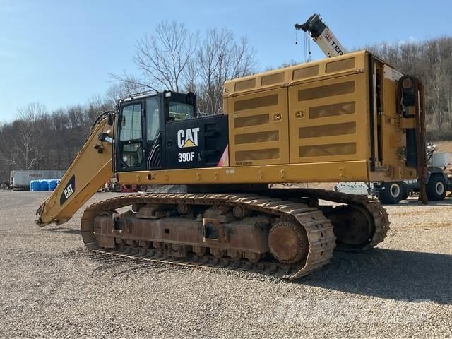 CAT 390F Гусеничні екскаватори