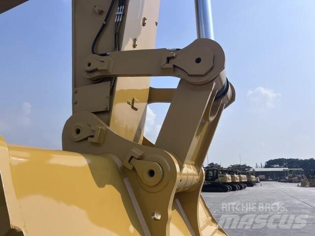 CAT 395 Гусеничні екскаватори