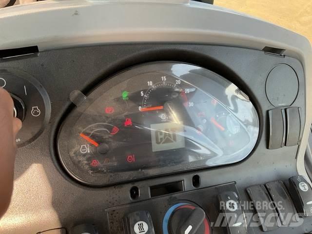 CAT 424 Екскаватори-навантажувачі