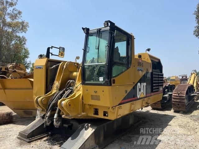 CAT 5110B Гусеничні екскаватори