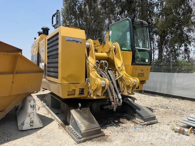 CAT 5110B Гусеничні екскаватори