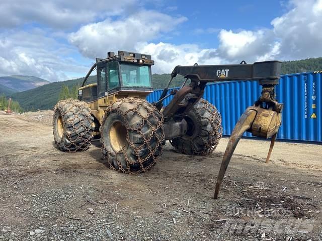 CAT 535B Трельовочні трактора