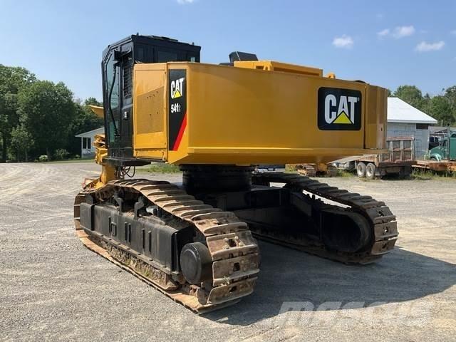 CAT 541 Валочно-пакетувальні машини
