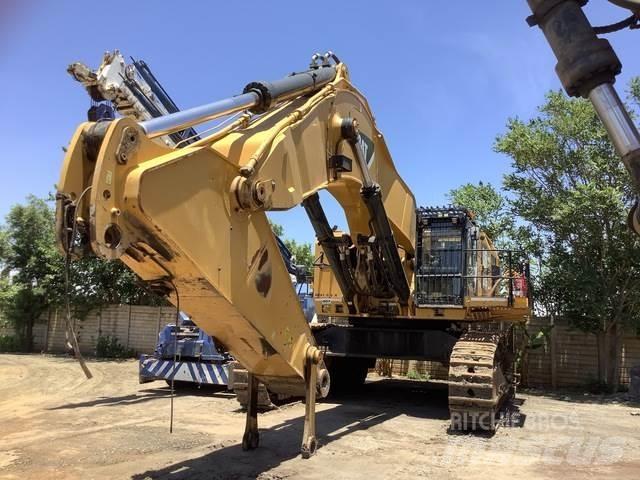 CAT 6015B Гусеничні екскаватори