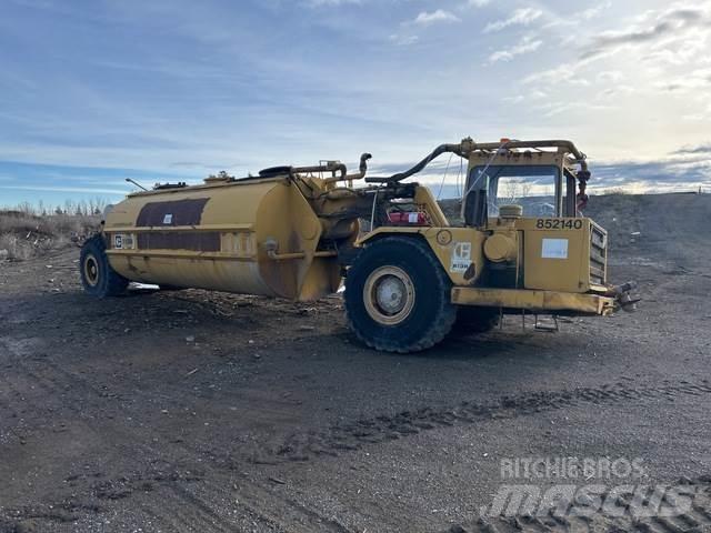 CAT 613B Поливальні машини