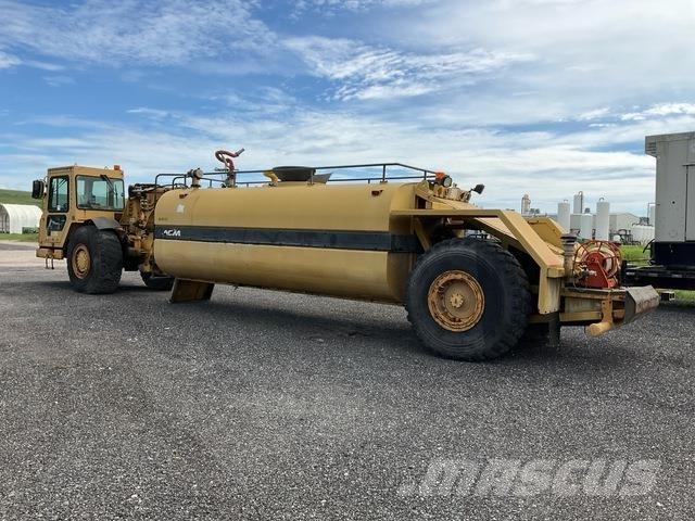 CAT 613C Поливальні машини