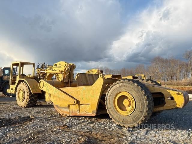 CAT 621B Скрепери