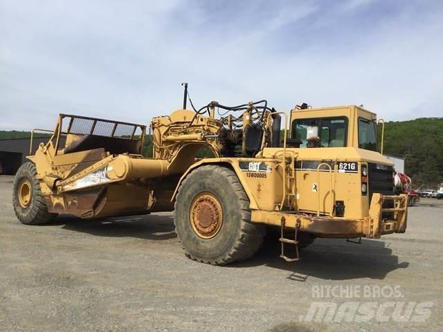 CAT 621G Скрепери