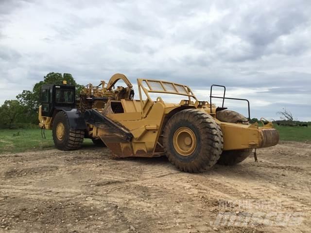 CAT 621G Скрепери