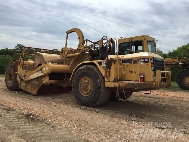 CAT 621G Скрепери