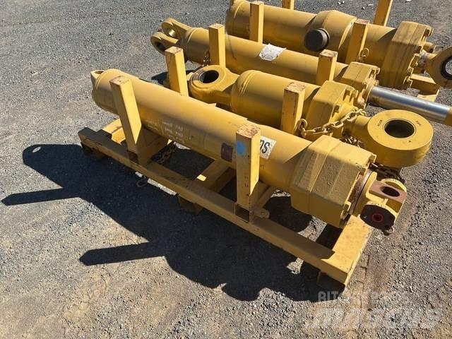 CAT 657E Транспорт - Інші