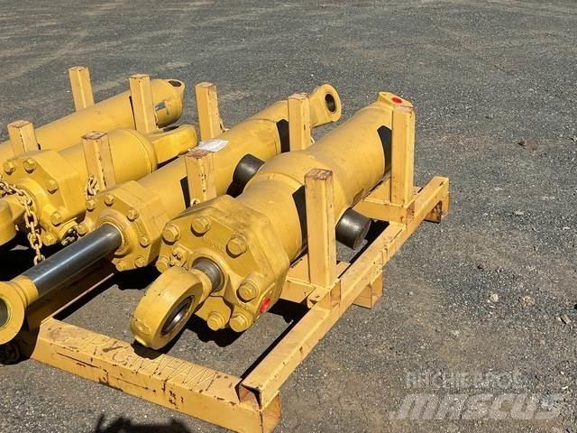 CAT 657E Транспорт - Інші