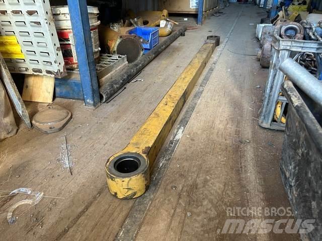 CAT 657E Транспорт - Інші