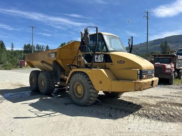 CAT 730 Зчленовані самоскиди