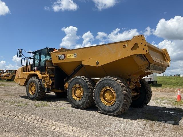 CAT 730 Зчленовані самоскиди
