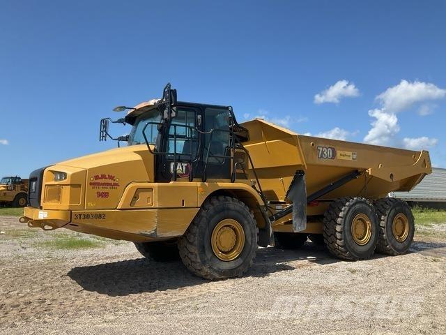 CAT 730 Зчленовані самоскиди