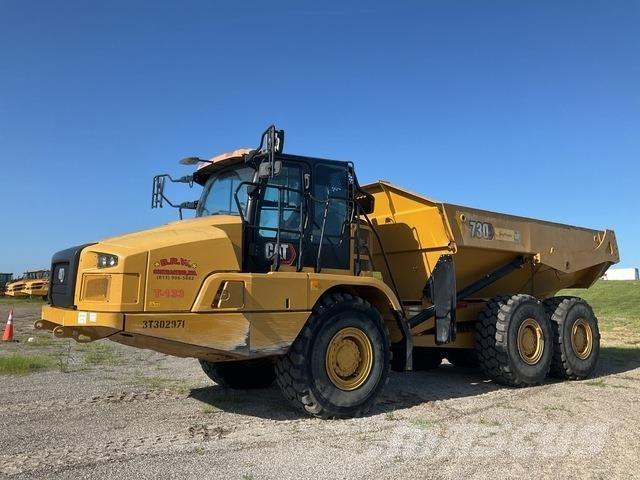 CAT 730 Зчленовані самоскиди