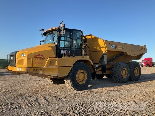 CAT 730 Зчленовані самоскиди