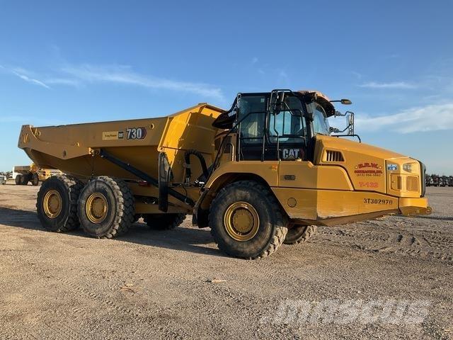 CAT 730 Зчленовані самоскиди