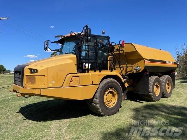 CAT 730 Поливальні машини