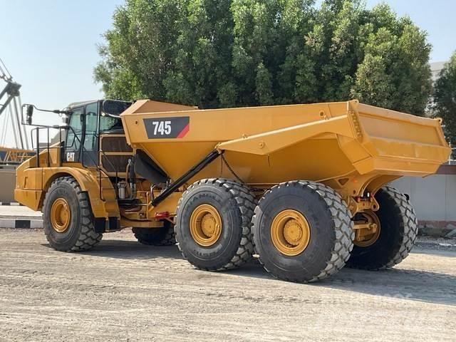 CAT 745 Зчленовані самоскиди