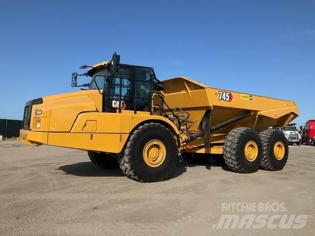CAT 745 Зчленовані самоскиди
